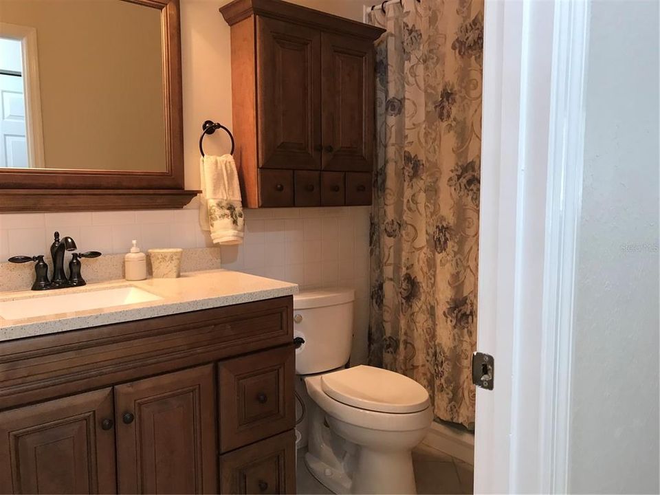 For Sale: $239,900 (2 beds, 2 baths, 1560 Square Feet)