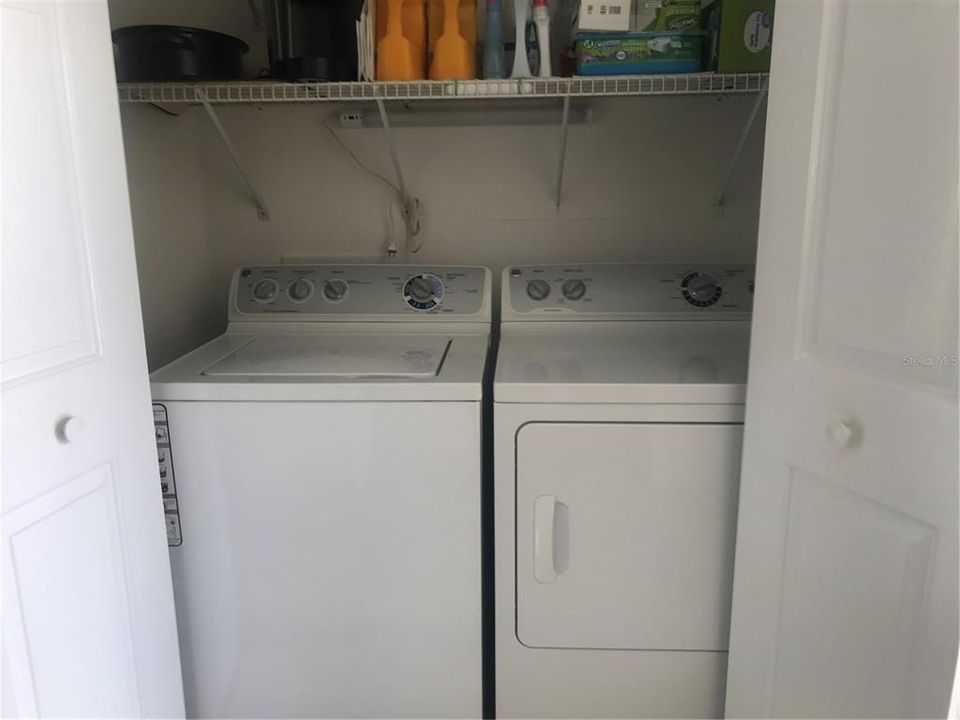 For Sale: $239,900 (2 beds, 2 baths, 1560 Square Feet)