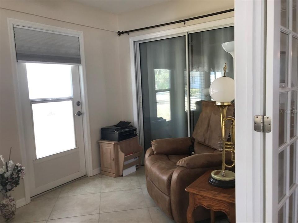 For Sale: $239,900 (2 beds, 2 baths, 1560 Square Feet)