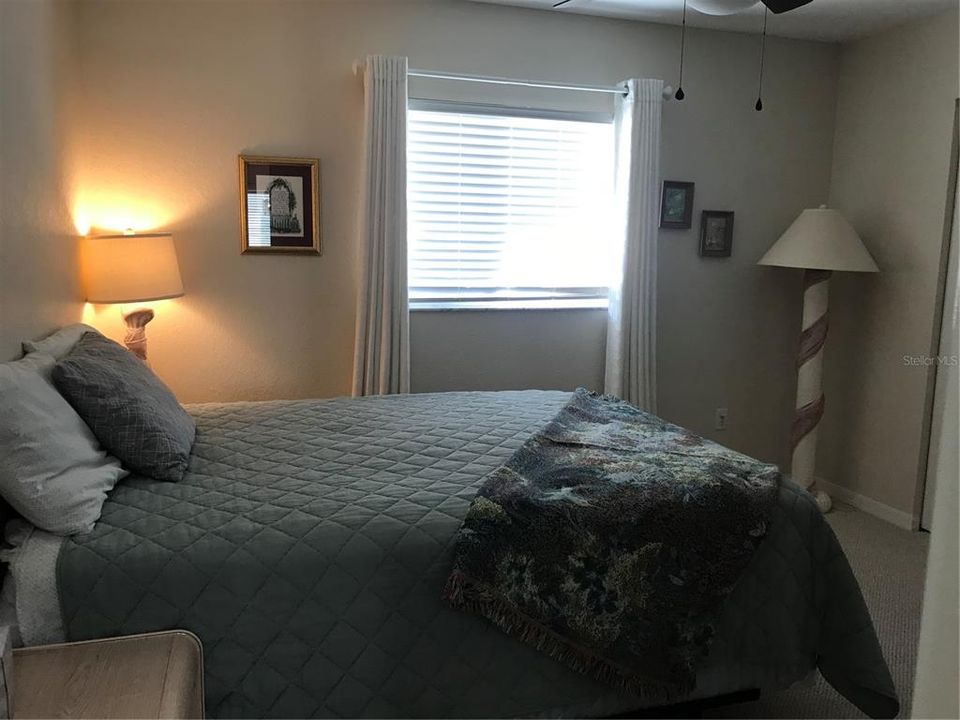 For Sale: $239,900 (2 beds, 2 baths, 1560 Square Feet)