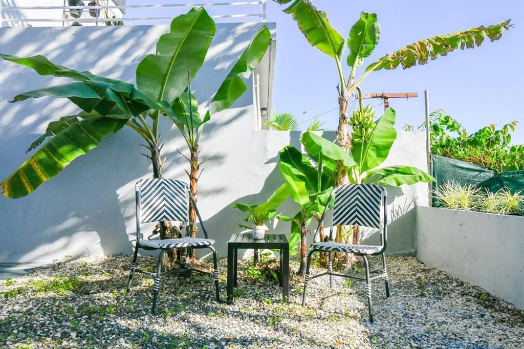 Active With Contract: $198,000 (3 beds, 2 baths, 1871 Square Feet)