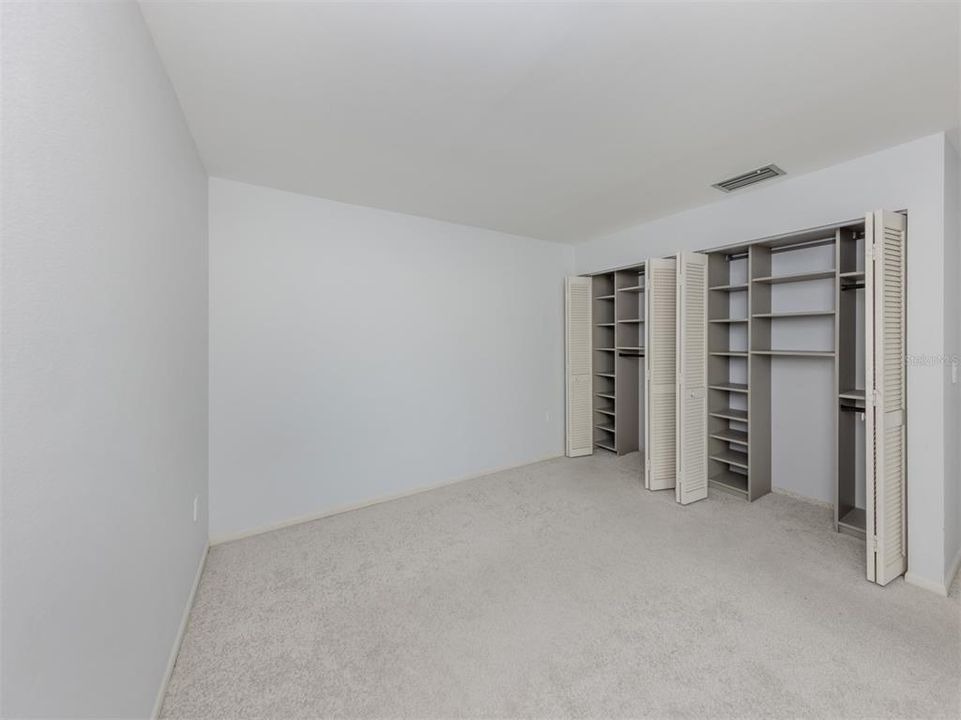 En Venta: $450,000 (2 camas, 2 baños, 1392 Pies cuadrados)