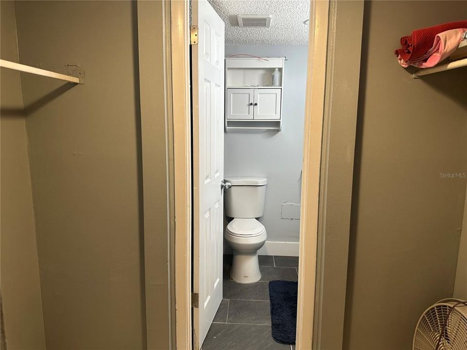 Active With Contract: $115,000 (2 beds, 2 baths, 975 Square Feet)