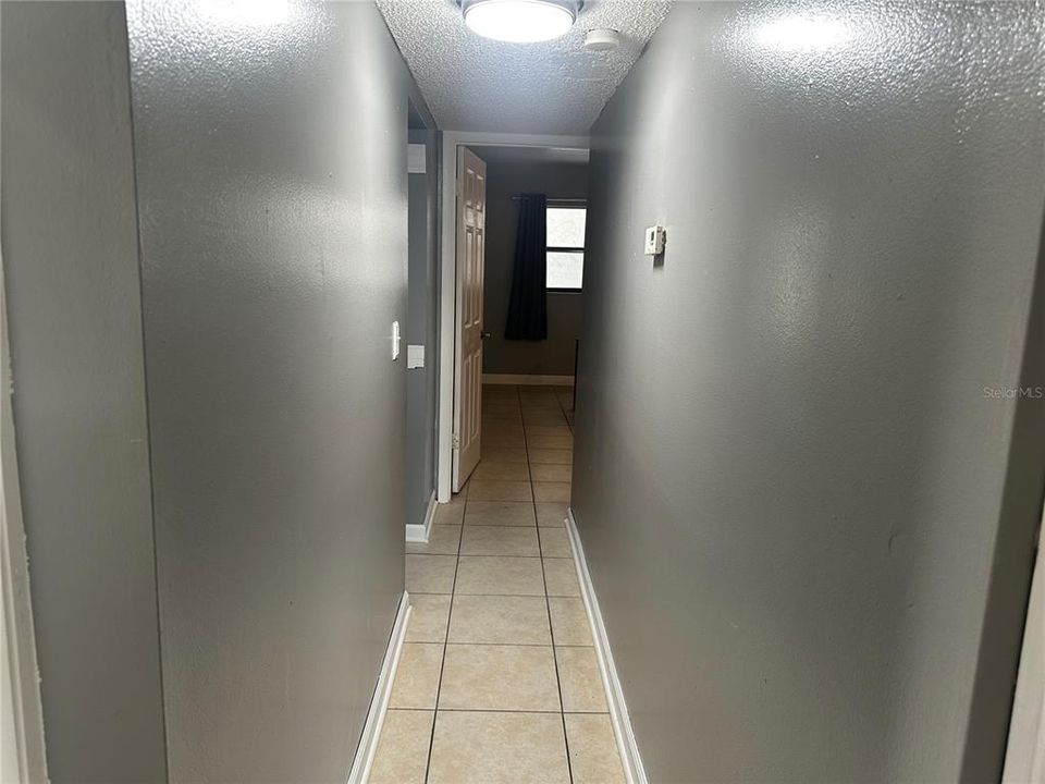 Active With Contract: $115,000 (2 beds, 2 baths, 975 Square Feet)