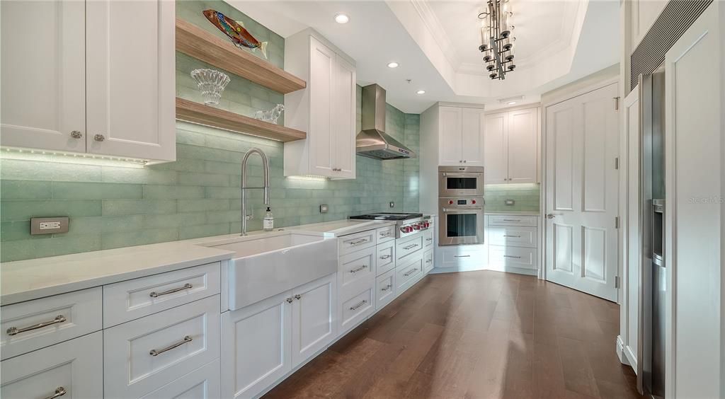 Active With Contract: $2,150,000 (2 beds, 2 baths, 1855 Square Feet)