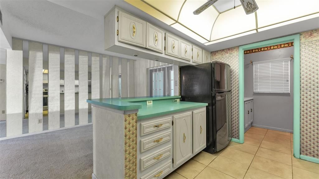 На продажу: $115,000 (2 спален, 2 ванн, 1120 Квадратных фут)
