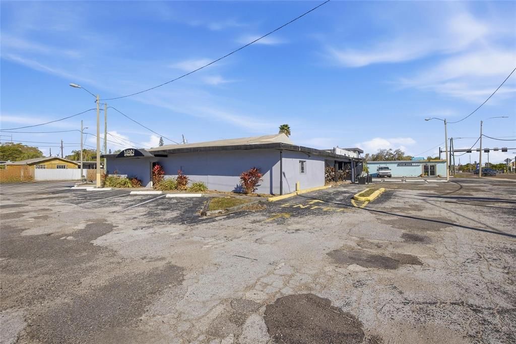 For Sale: $1,000,000 (0 beds, 0 baths, 4770 Square Feet)