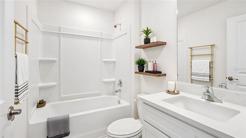 Activo con contrato: $319,990 (4 camas, 3 baños, 2288 Pies cuadrados)