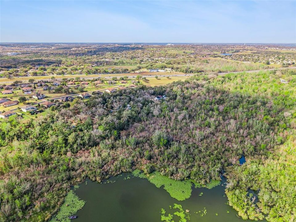 На продажу: $299,998 (4.94 acres)