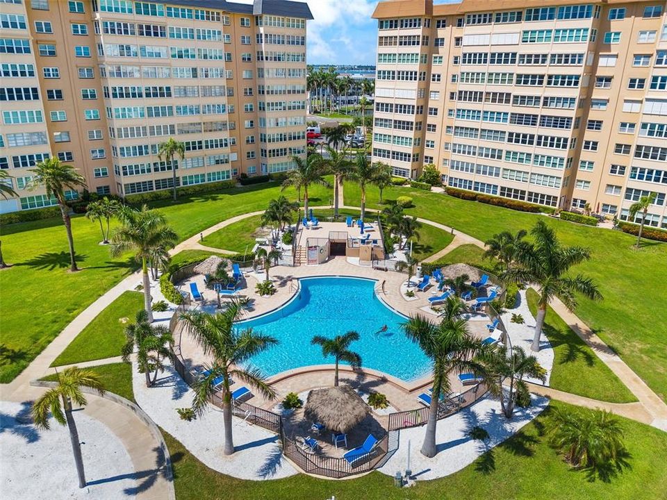 Activo con contrato: $419,000 (2 camas, 2 baños, 1760 Pies cuadrados)