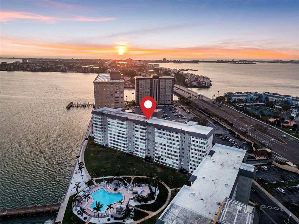 Activo con contrato: $419,000 (2 camas, 2 baños, 1760 Pies cuadrados)