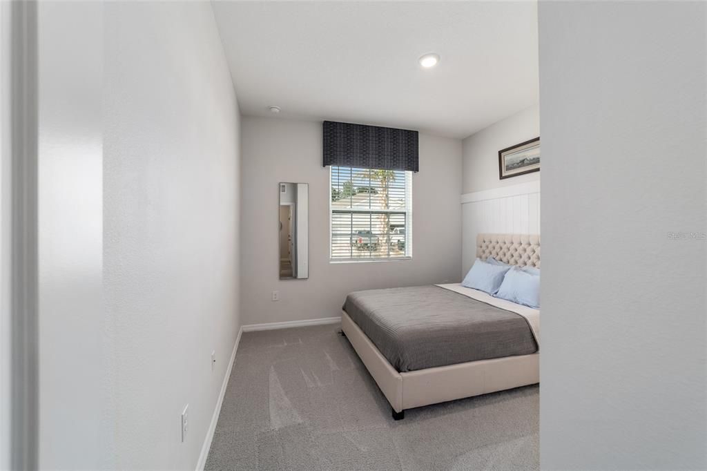 En Renta: $2,599 (3 camas, 2 baños, 1565 Pies cuadrados)