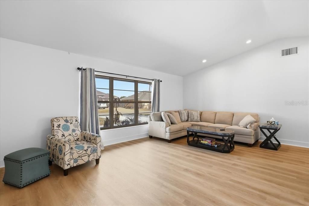 Active With Contract: $540,000 (3 beds, 2 baths, 2147 Square Feet)