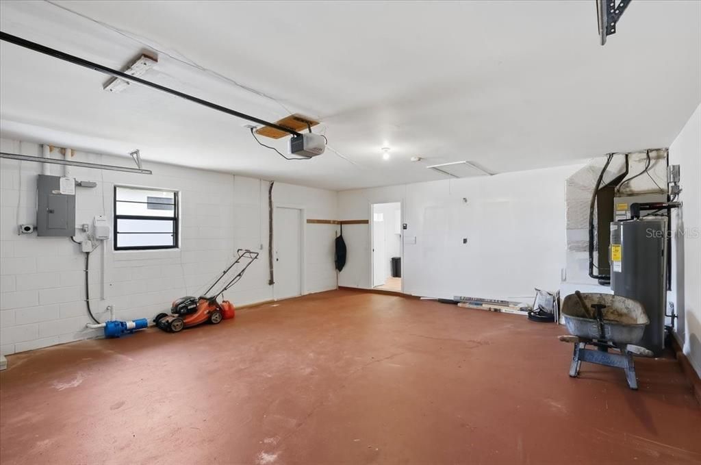 Active With Contract: $540,000 (3 beds, 2 baths, 2147 Square Feet)
