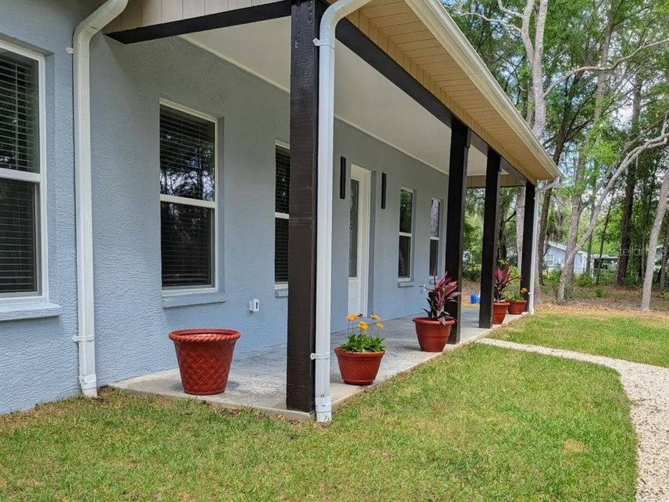 Active With Contract: $499,000 (3 beds, 2 baths, 1765 Square Feet)