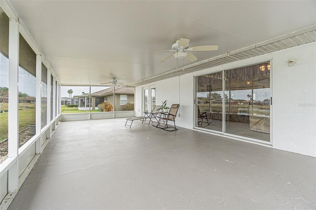 Activo con contrato: $274,900 (2 camas, 2 baños, 1251 Pies cuadrados)