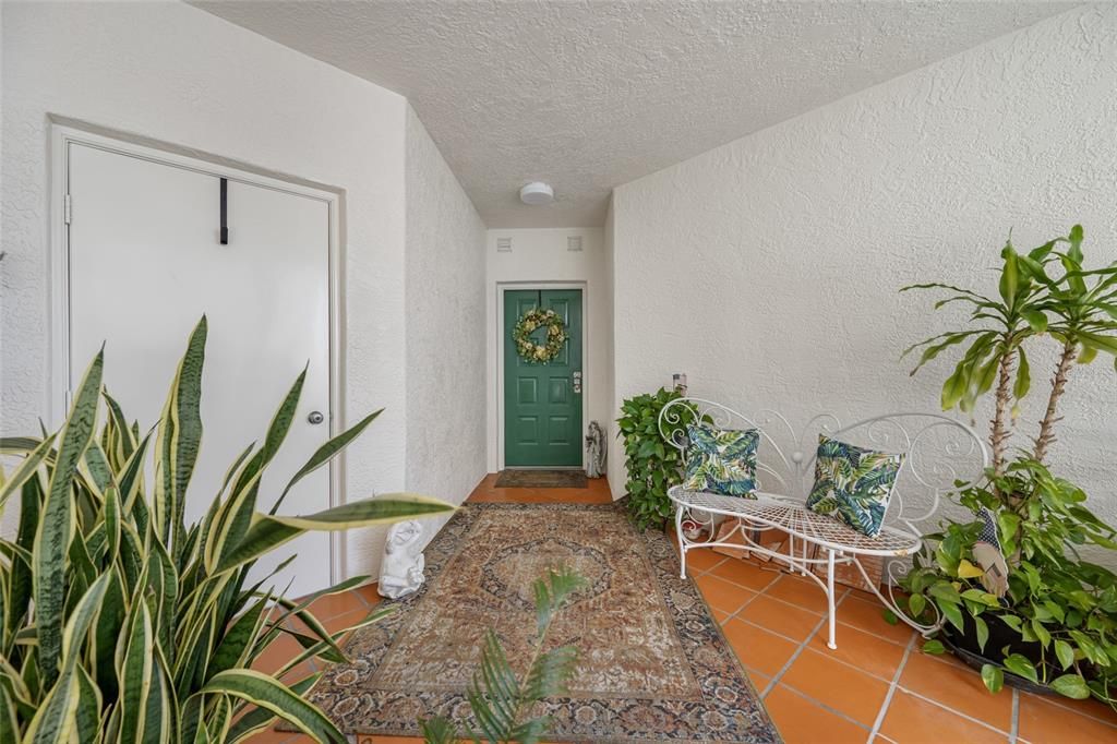 Activo con contrato: $575,000 (2 camas, 2 baños, 1438 Pies cuadrados)