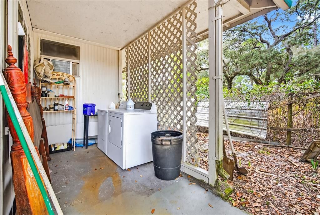 For Sale: $119,000 (3 beds, 1 baths, 1326 Square Feet)