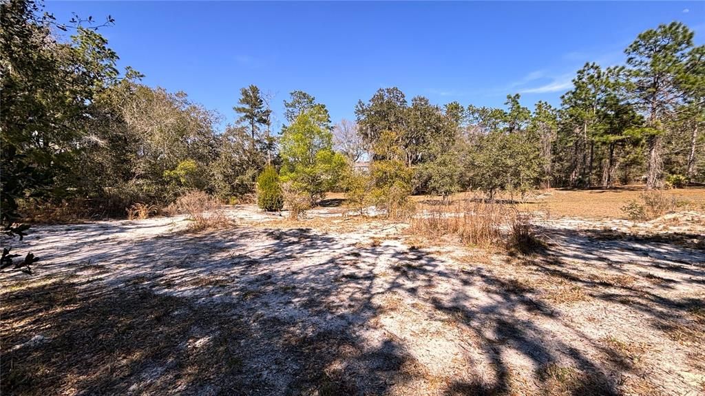 待售: $300,000 (2.50 acres)