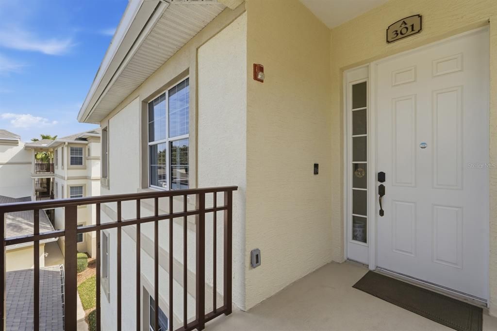 Active With Contract: $549,000 (3 beds, 3 baths, 2167 Square Feet)