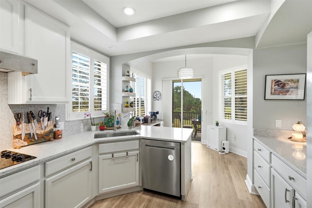 Active With Contract: $549,000 (3 beds, 3 baths, 2167 Square Feet)