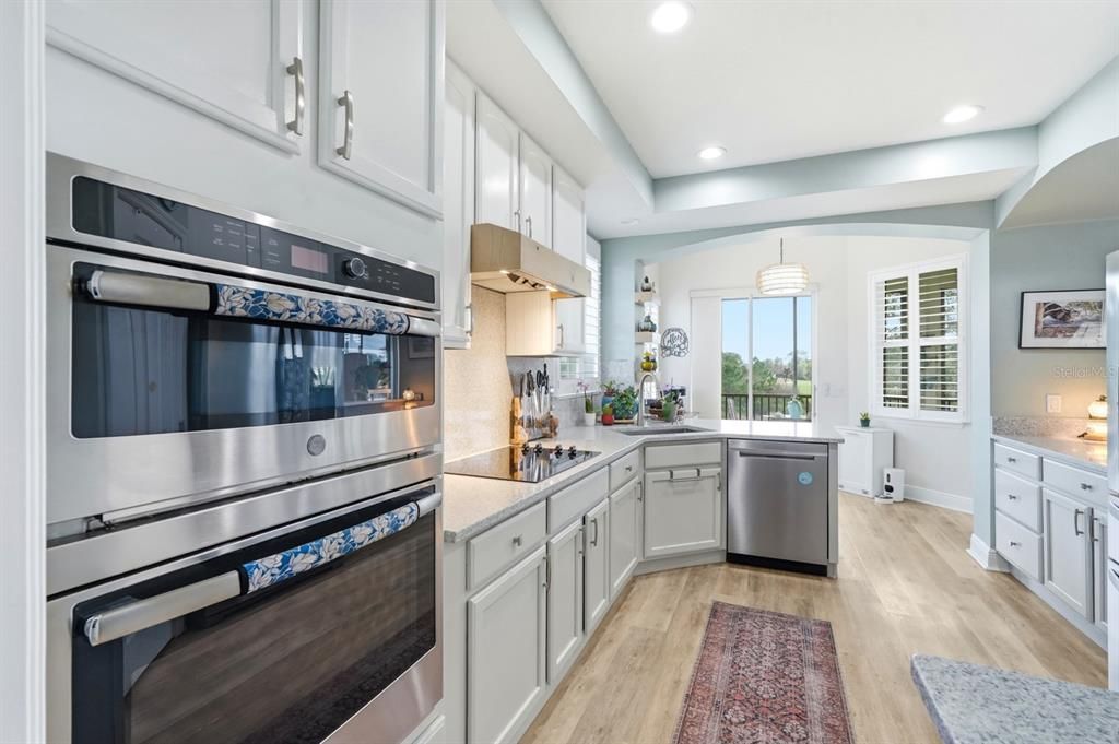 Active With Contract: $549,000 (3 beds, 3 baths, 2167 Square Feet)