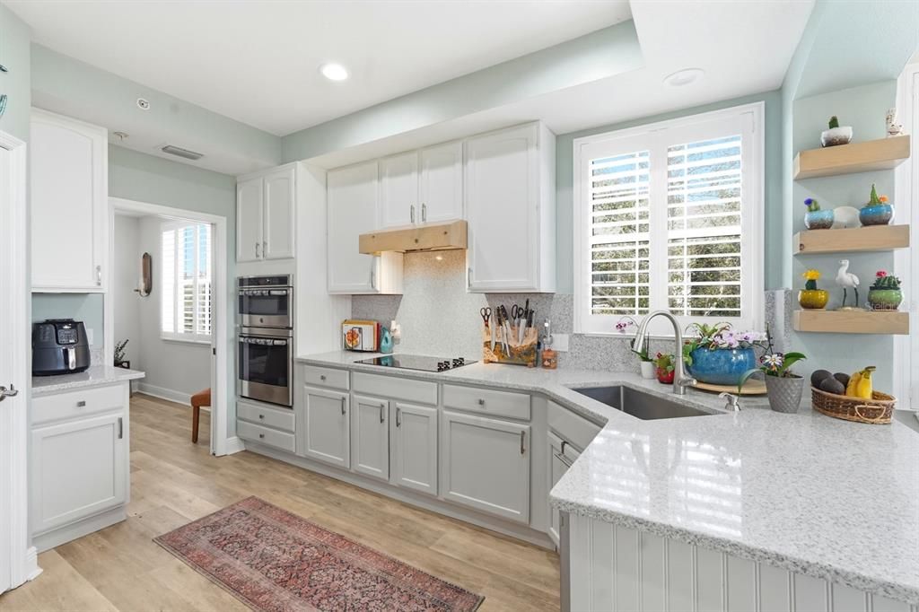 Active With Contract: $549,000 (3 beds, 3 baths, 2167 Square Feet)