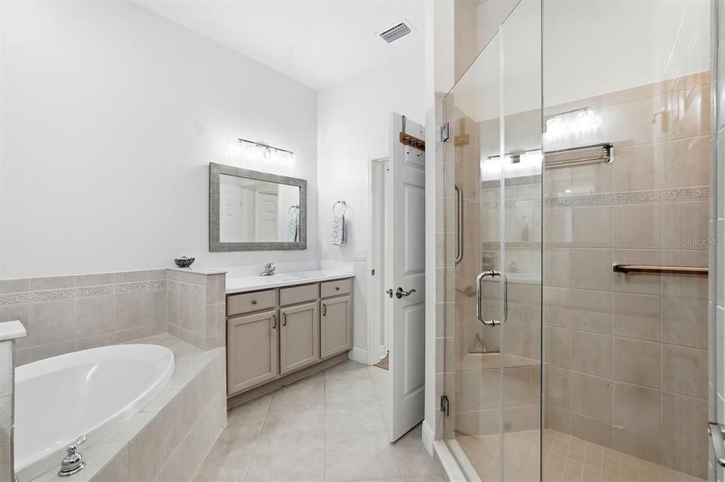 Active With Contract: $549,000 (3 beds, 3 baths, 2167 Square Feet)