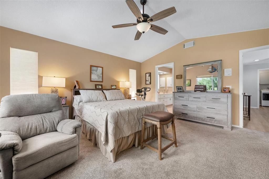 For Sale: $568,000 (3 beds, 2 baths, 2382 Square Feet)