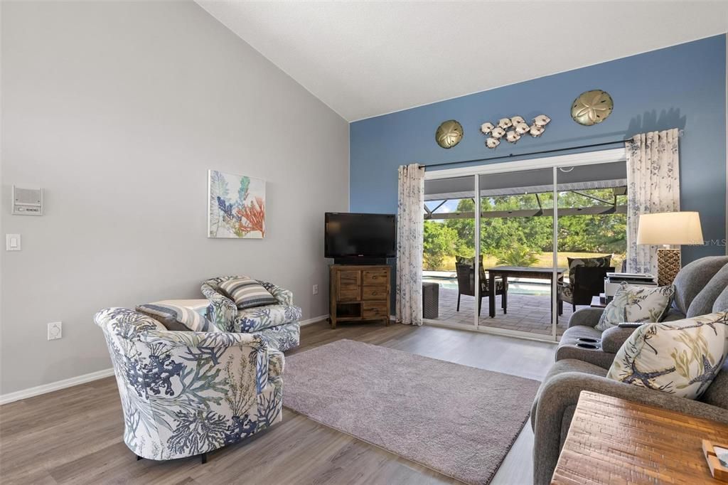 For Sale: $568,000 (3 beds, 2 baths, 2382 Square Feet)