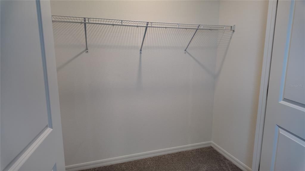 Active With Contract: $1,690 (2 beds, 2 baths, 1219 Square Feet)
