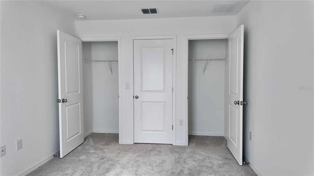 Active With Contract: $1,690 (2 beds, 2 baths, 1219 Square Feet)