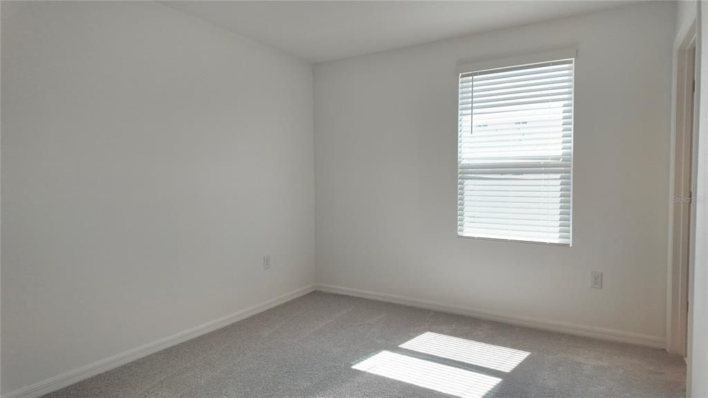 Active With Contract: $1,690 (2 beds, 2 baths, 1219 Square Feet)