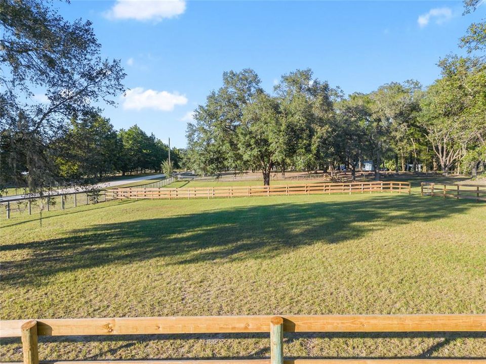 For Sale: $465,000 (3 beds, 2 baths, 1876 Square Feet)
