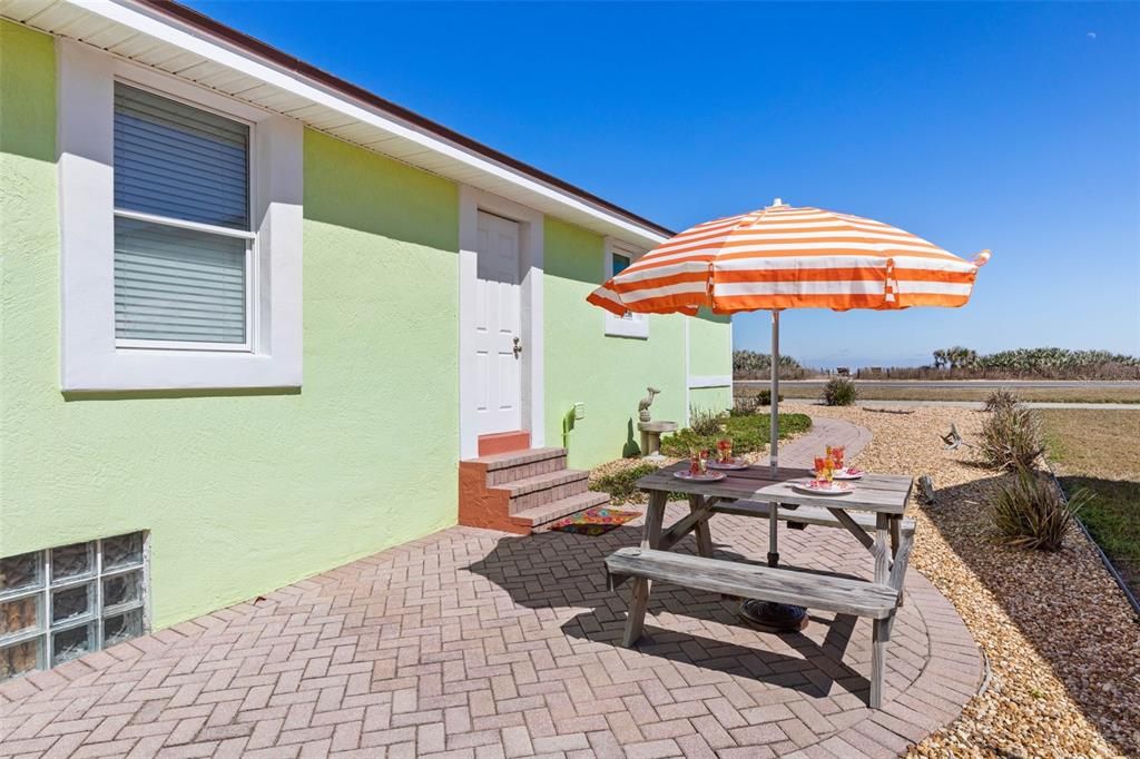 For Sale: $899,777 (3 beds, 2 baths, 1680 Square Feet)