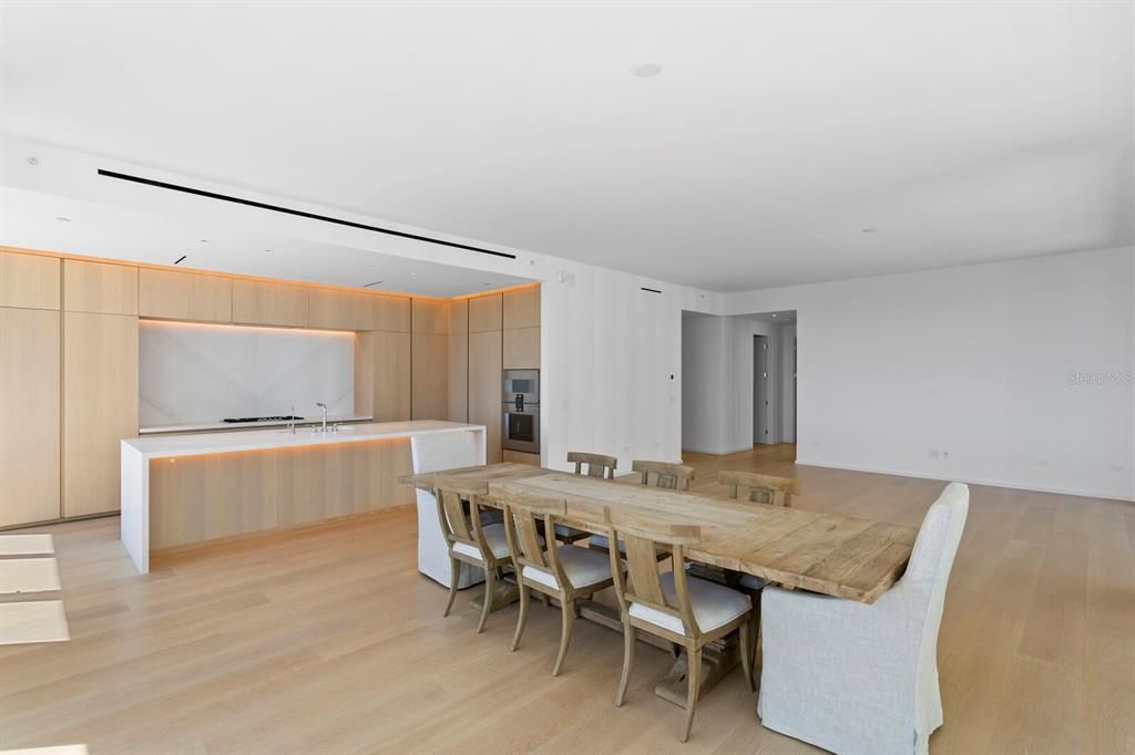 En Venta: $4,600,000 (3 camas, 3 baños, 3014 Pies cuadrados)