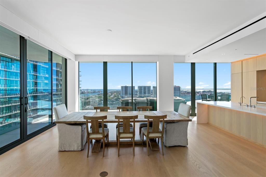 En Venta: $4,600,000 (3 camas, 3 baños, 3014 Pies cuadrados)