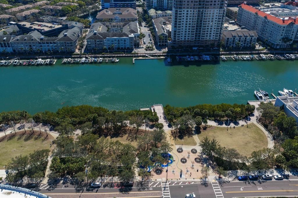 En Venta: $4,600,000 (3 camas, 3 baños, 3014 Pies cuadrados)