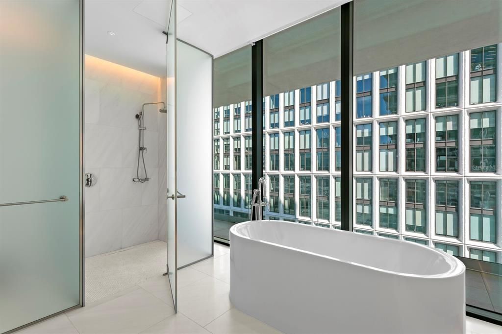 En Venta: $4,600,000 (3 camas, 3 baños, 3014 Pies cuadrados)