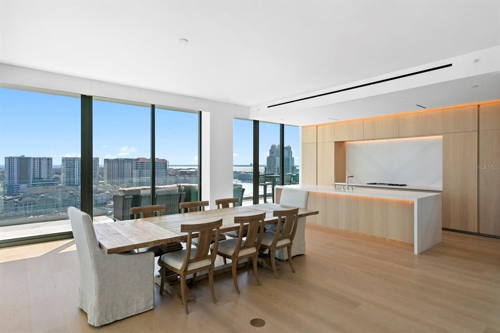 En Venta: $4,600,000 (3 camas, 3 baños, 3014 Pies cuadrados)