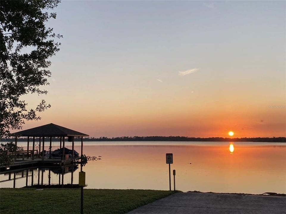 En Venta: $850,000 (12.27 acres)