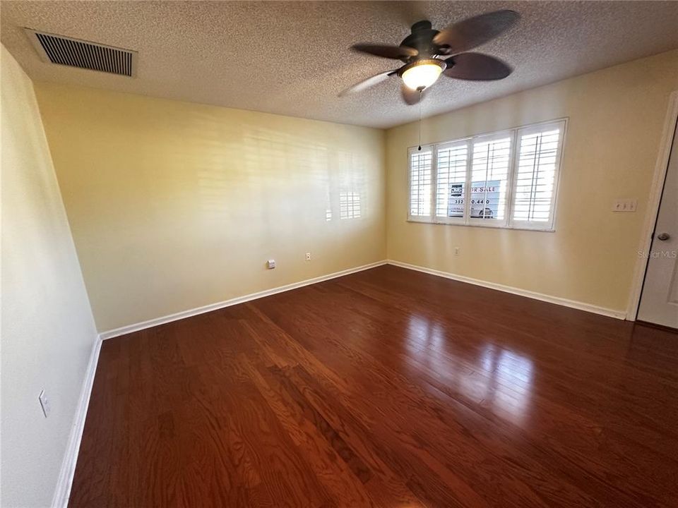 For Rent: $1,695 (2 beds, 2 baths, 990 Square Feet)