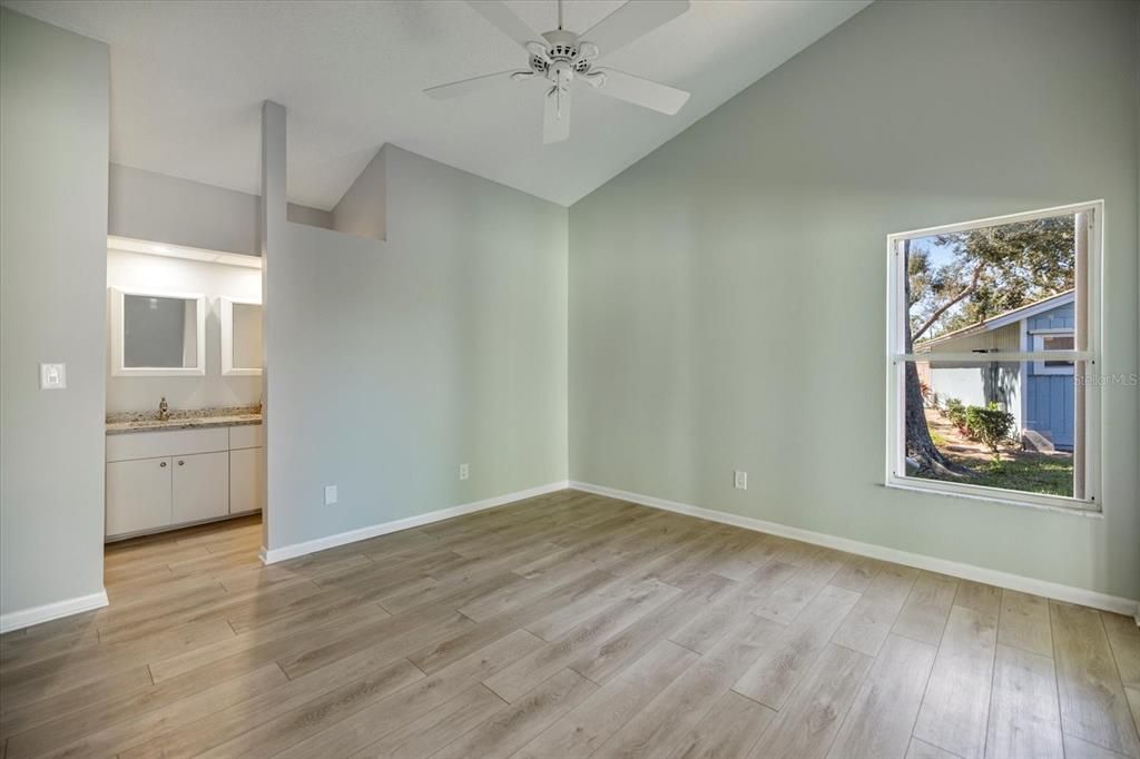 出租: $2,200 (3 贝兹, 2 浴室, 1133 平方英尺)