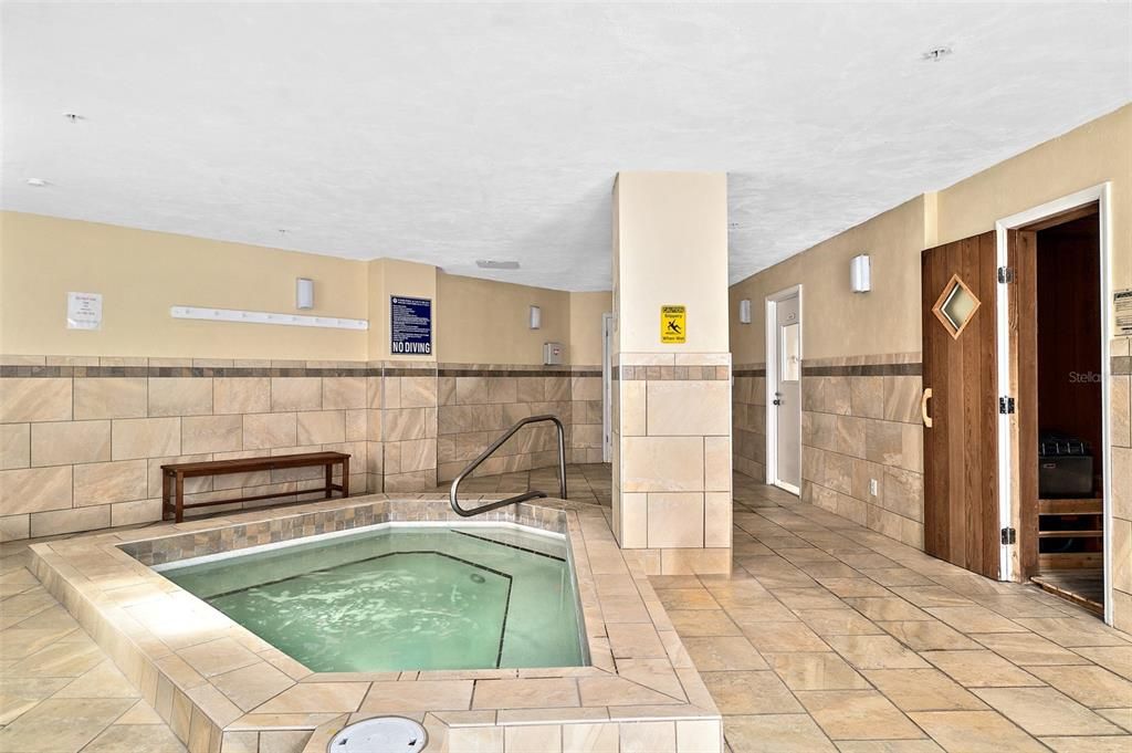 En Venta: $599,000 (3 camas, 3 baños, 1884 Pies cuadrados)