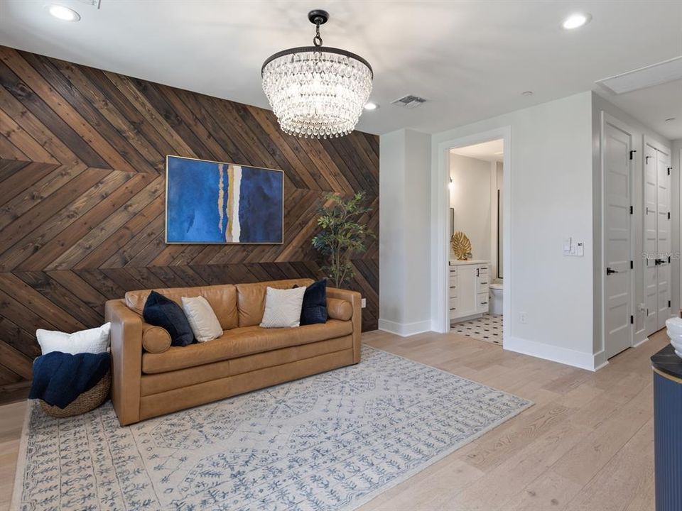 For Sale: $1,095,000 (4 beds, 4 baths, 2225 Square Feet)