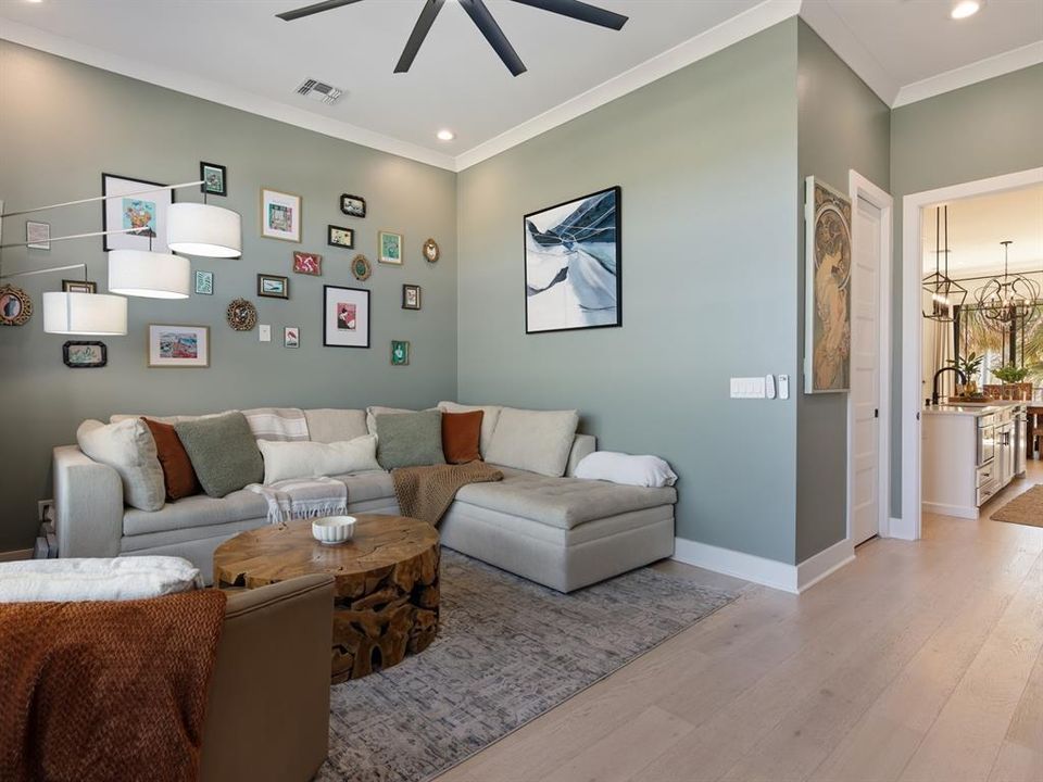 For Sale: $1,095,000 (4 beds, 4 baths, 2225 Square Feet)