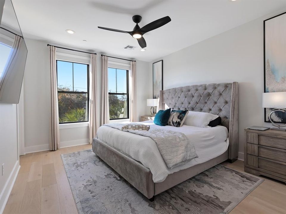 For Sale: $1,095,000 (4 beds, 4 baths, 2225 Square Feet)