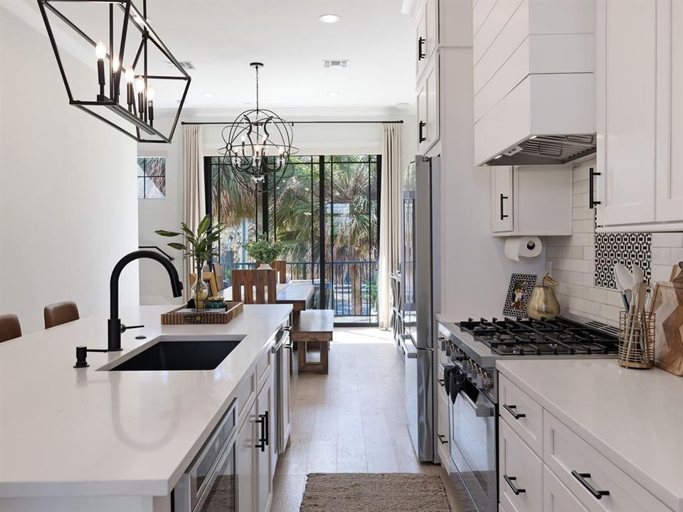 For Sale: $1,095,000 (4 beds, 4 baths, 2225 Square Feet)