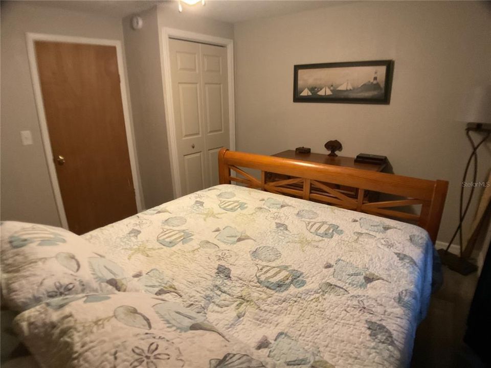 For Sale: $265,000 (2 beds, 1 baths, 928 Square Feet)