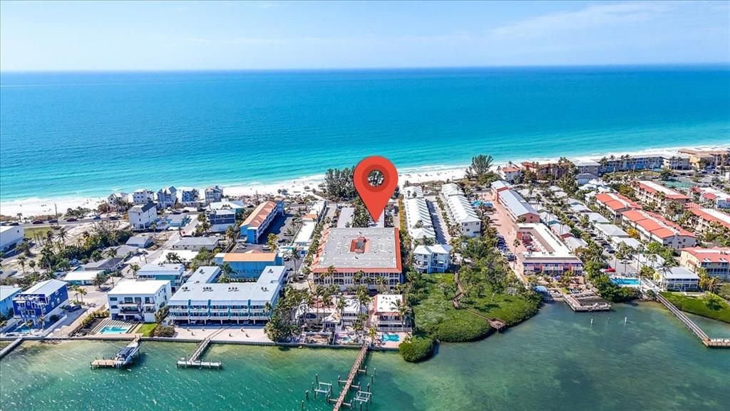 For Sale: $649,900 (2 beds, 1 baths, 675 Square Feet)
